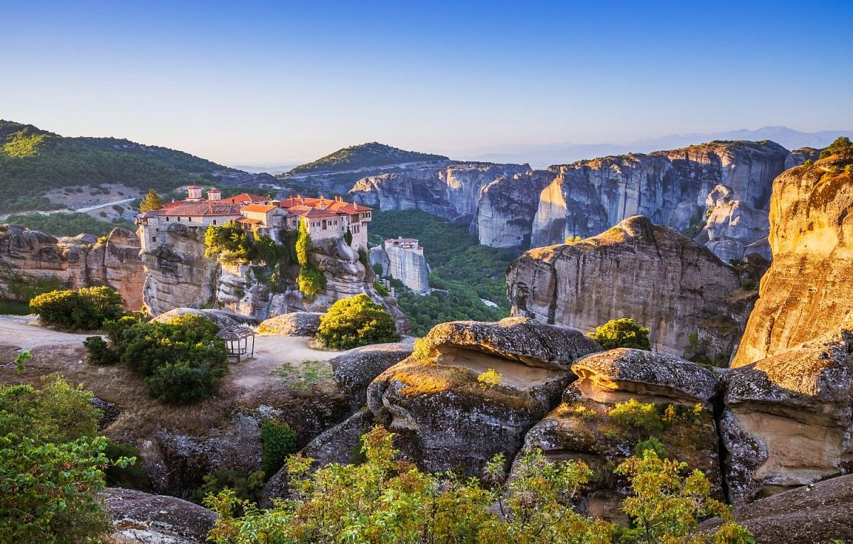 Hellas