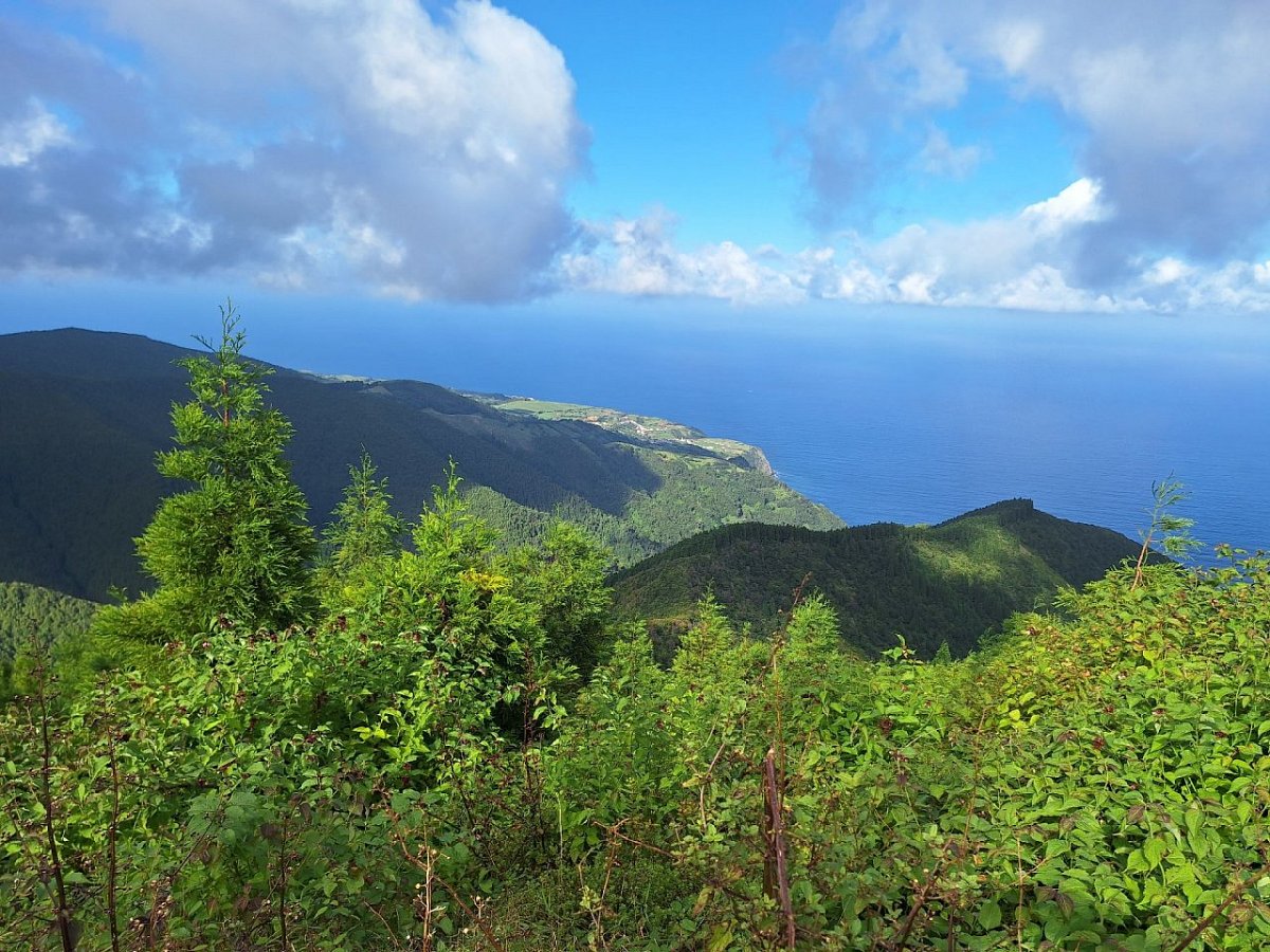 Pico Bartolomeu (887&nbsp;m)