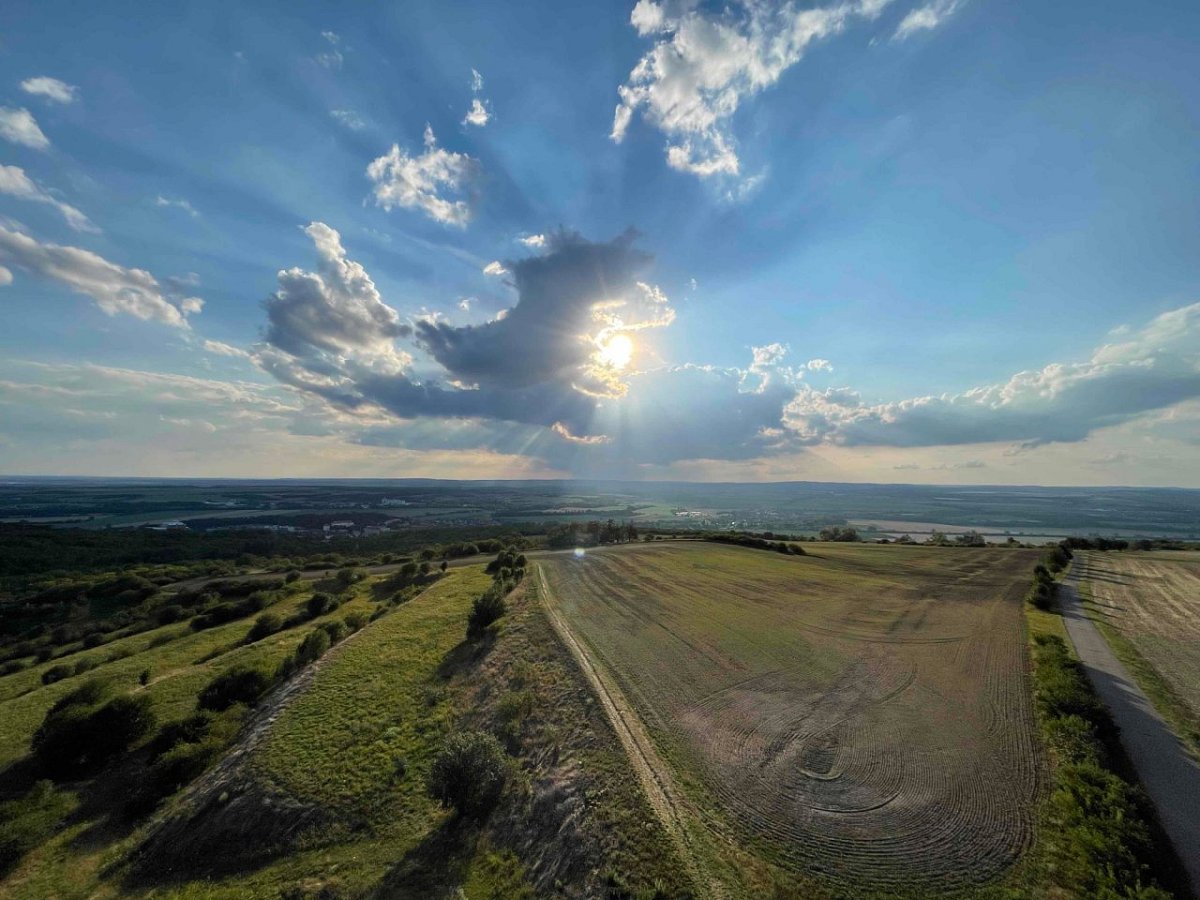 Výhon (355&nbsp;m)